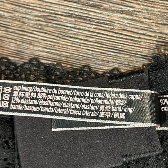 Victoria's Secret black Lace bra Bralette Size M - Picture 6 of 6